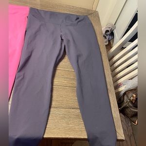 Fabletics powerhold leggings gray size xxl fits like large in other brands